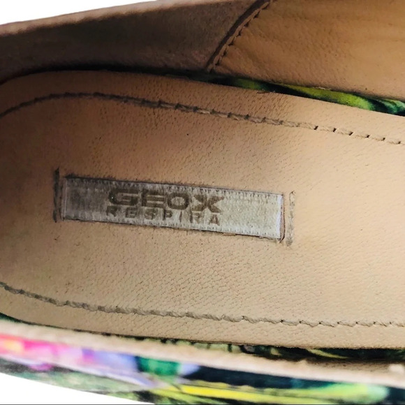 Geox heeled shoe 4 inch heel.  Size 6 women’s shoe - Picture 8 of 8